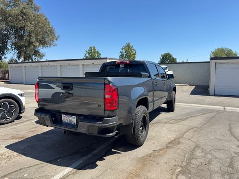 Used 2015 Chevrolet Colorado LT w/ LT Convenience Package RWD image 8