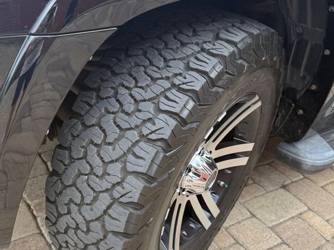 Used 2010 Toyota 4Runner Limited image 38