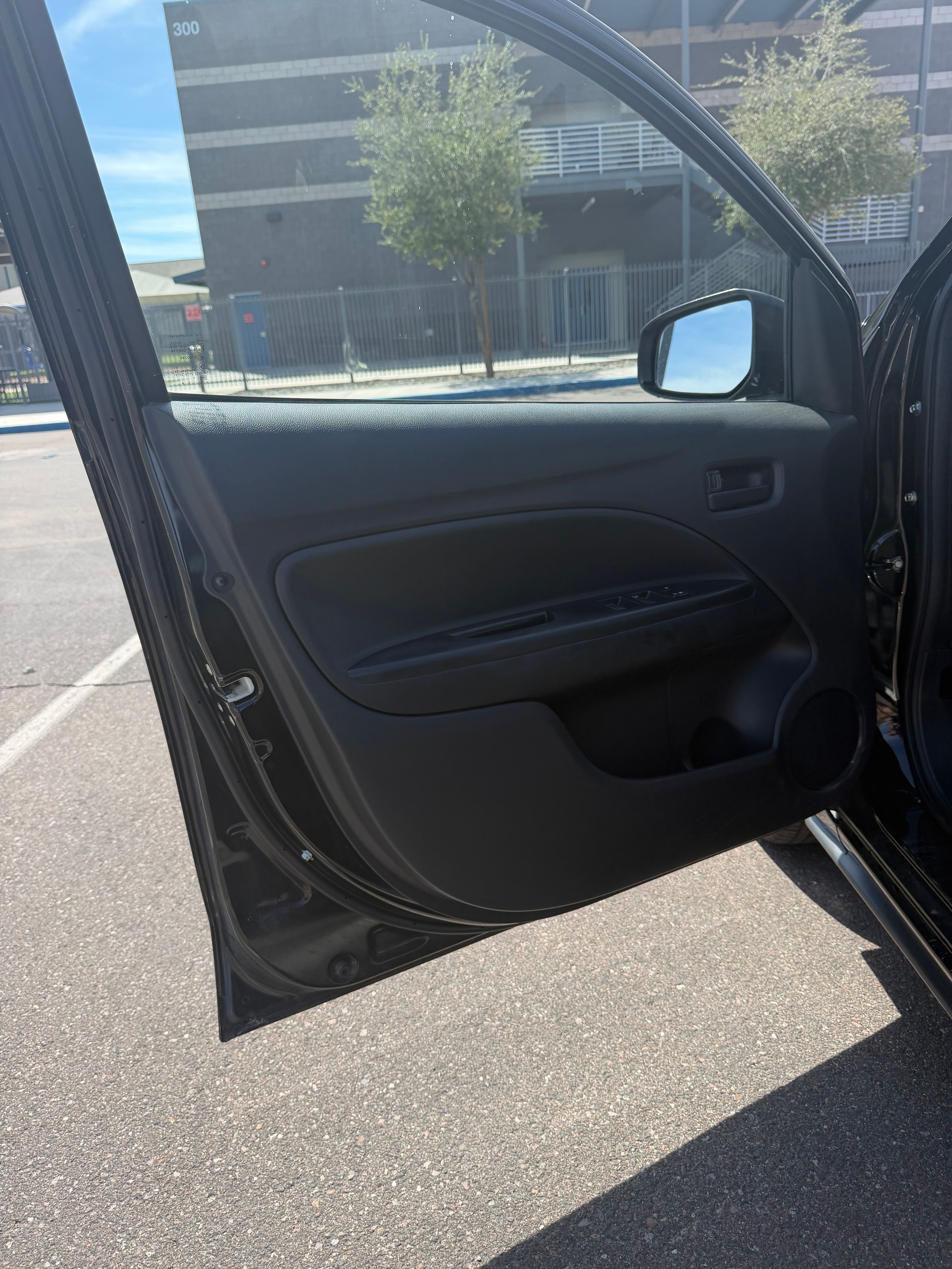Used 2021 Mitsubishi Mirage ES FWD image 29