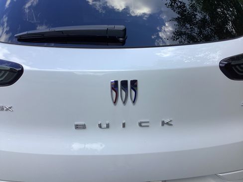 Used 2024 Buick Encore GX Avenir w/ Avenir Convenience Package image 13