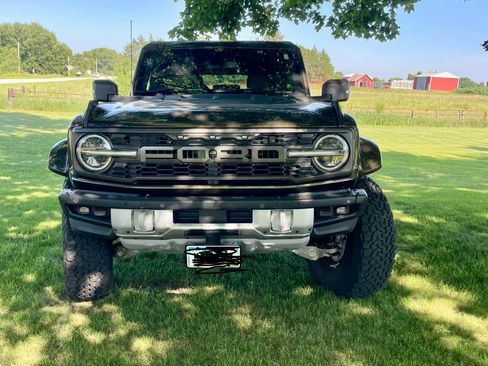 Used 2025 Ford Bronco Raptor AWD/4WD image 2