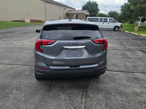 Used 2020 GMC Terrain SLE image 4