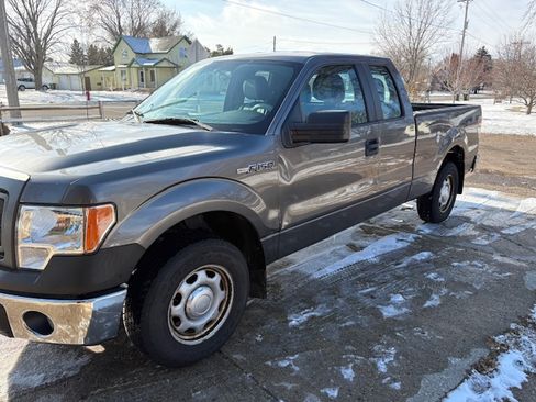 Used 2014 Ford F150 XL w/ Equipment Group 101A Mid image 2