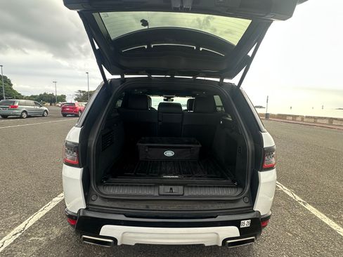 Used 2022 Land Rover Range Rover Sport HSE Silver Edition image 12