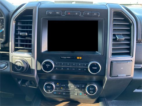 Used 2020 Ford Expedition Max Platinum image 14