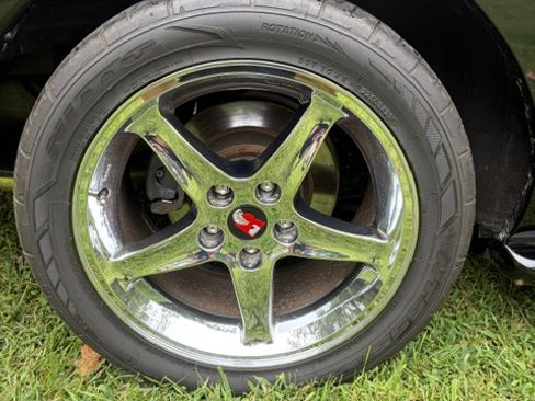 Used 1997 Ford Mustang Cobra RWD image 10