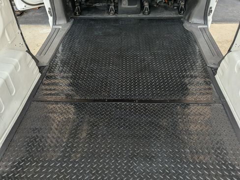 Used 2019 Nissan NV200 S w/ Cruise Control Package image 13