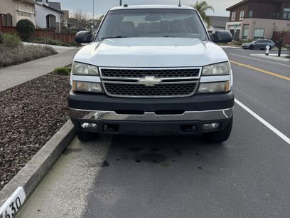 Used 2005 Chevrolet Silverado 2500 LT w/ Heavy-Duty Power Package