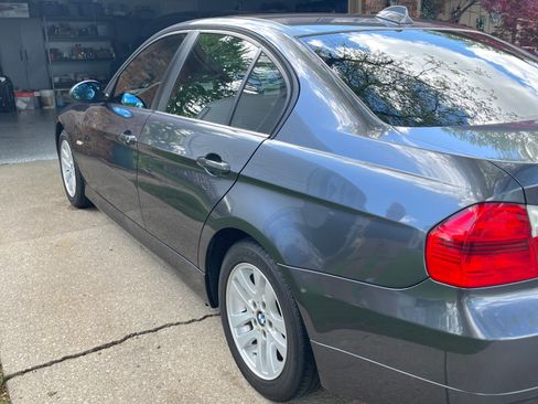 Used 2007 BMW 328i Sedan RWD image 4