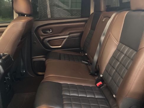Used 2016 Nissan Titan Platinum Reserve image 7
