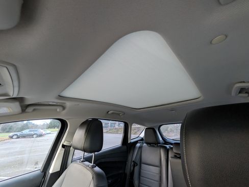 Used 2013 Ford C-MAX Energi SEL image 16