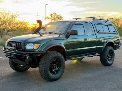 Used 2001 Toyota Tacoma 4x4 Xtracab V6 image 1