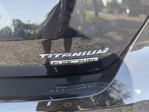 Used 2016 Ford Focus Titanium FWD image 9