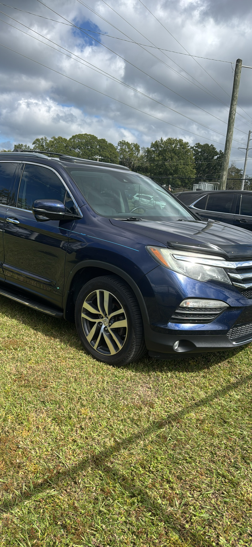 Used 2017 Honda Pilot Touring image 14