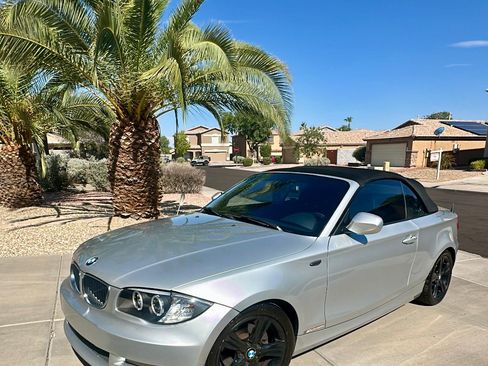 Used 2011 BMW 128i 128i Convertible 2D image 4