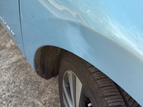 Used 2015 Nissan Leaf SL image 13