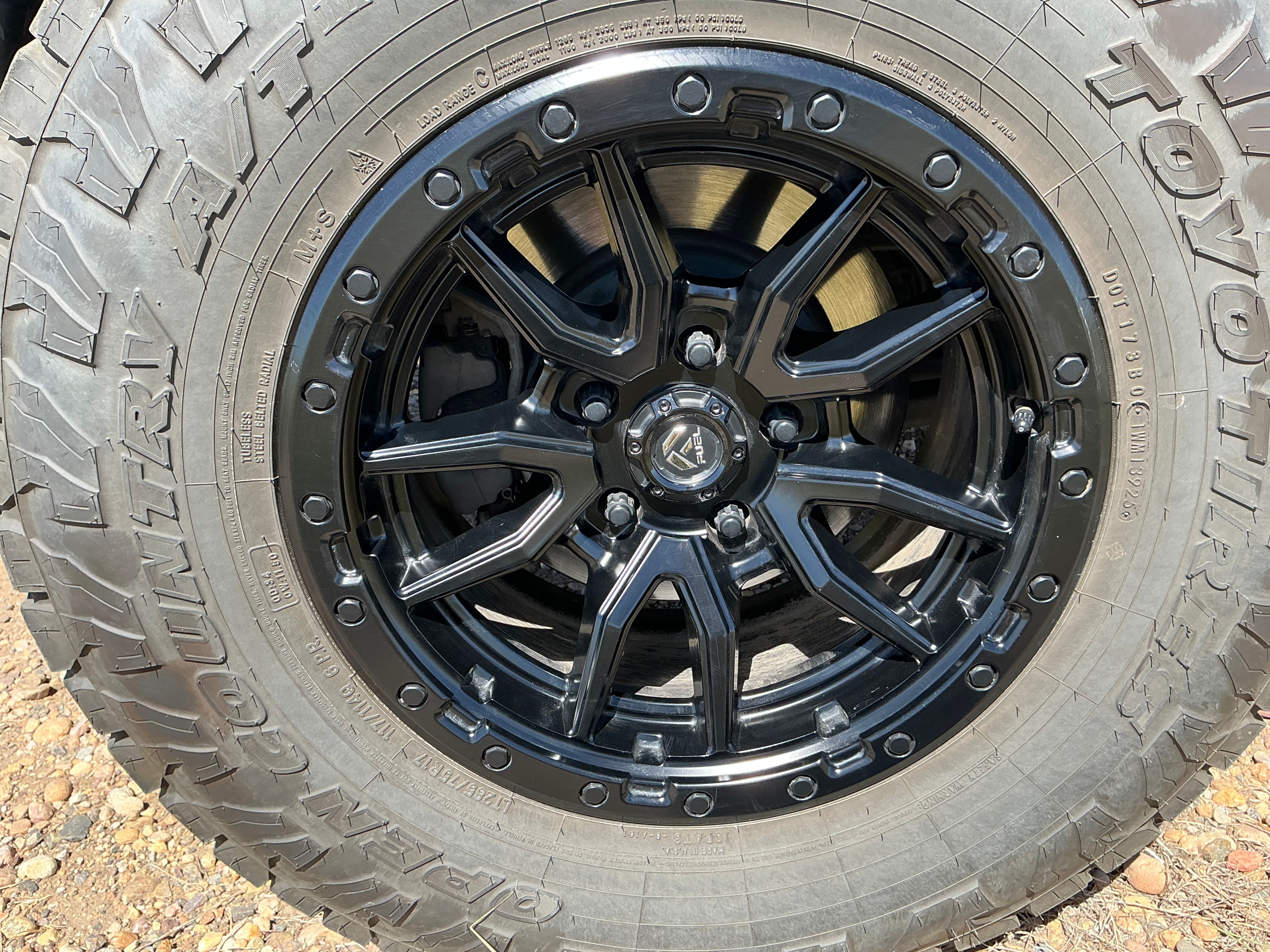 Used 2020 Jeep Wrangler Unlimited Sahara AWD/4WD image 11