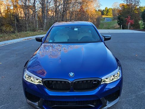 Used 2018 BMW M5 w/ Executive Package image 4