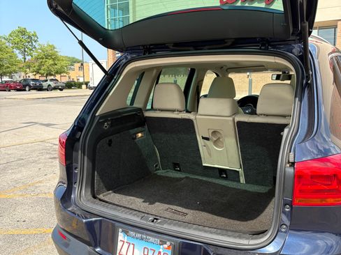 Used 2016 Volkswagen Tiguan SE image 14