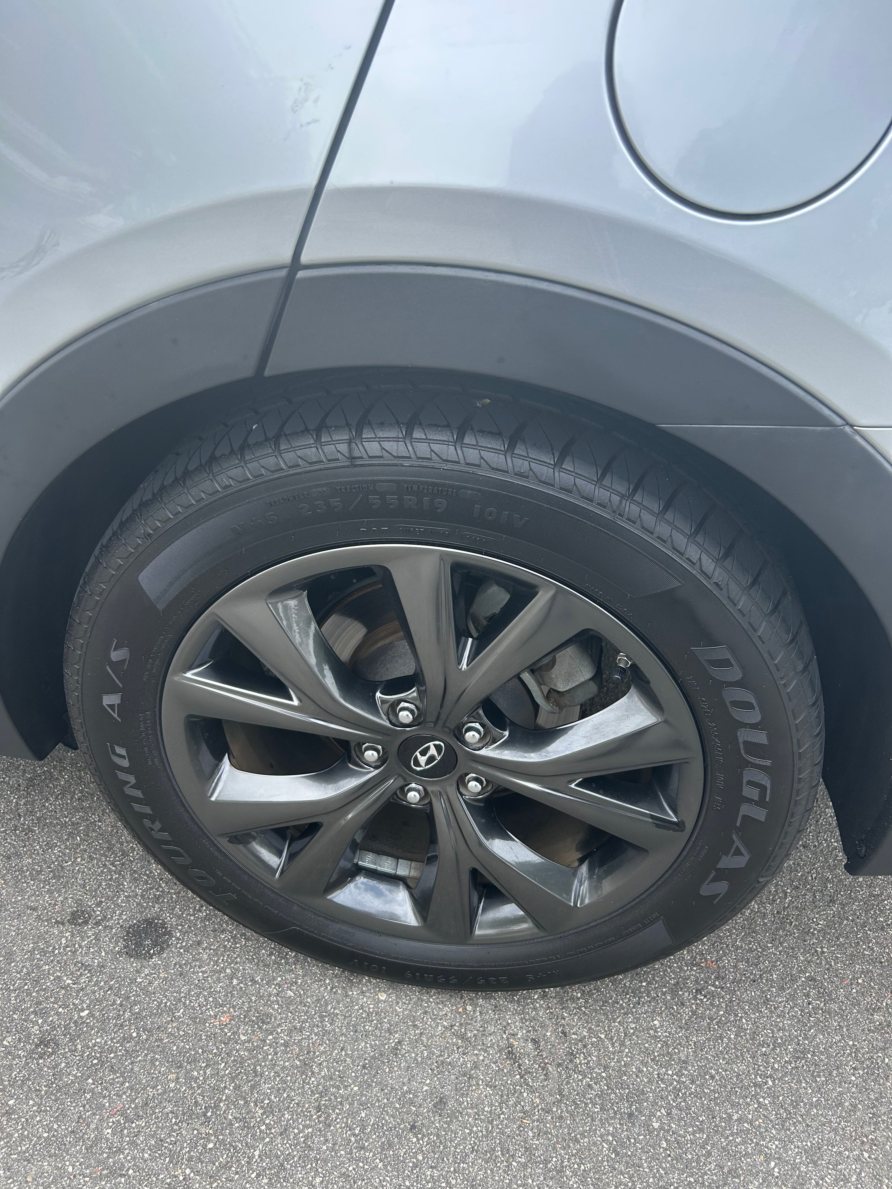 Used 2017 Hyundai Santa Fe Sport FWD image 9