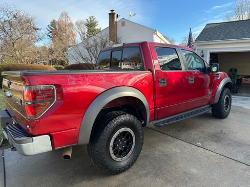 Used 2014 Ford F150 Raptor w/ Equipment Group 801A Luxury image 9