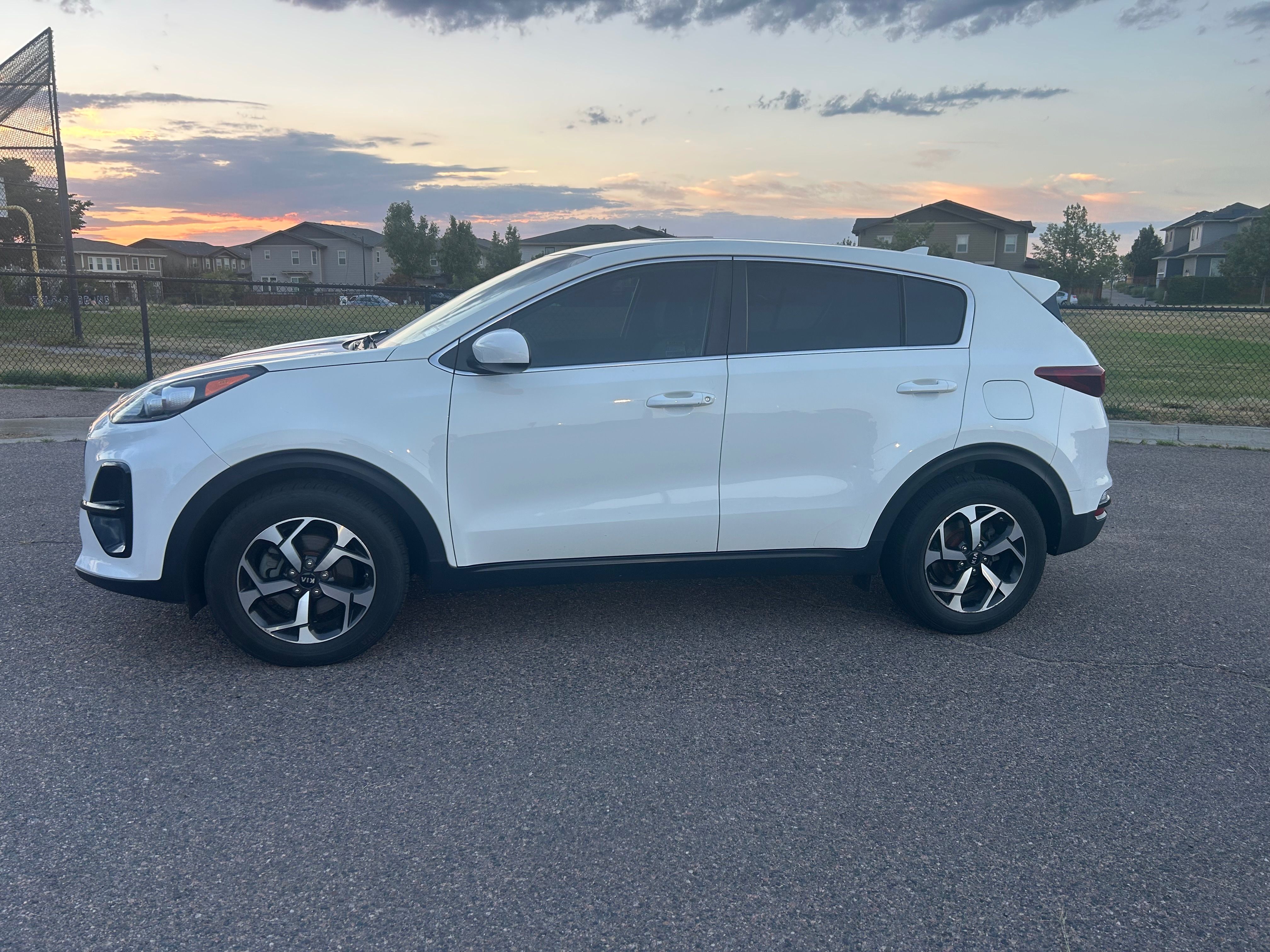Used 2021 Kia Sportage LX FWD image 1