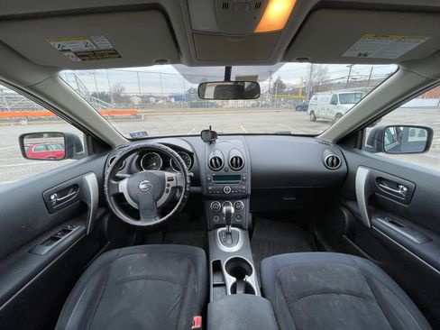 Used 2009 Nissan Rogue S image 6