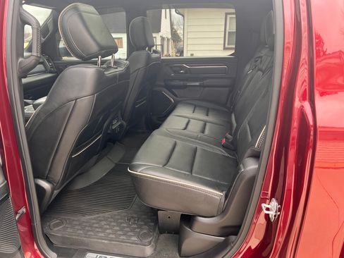 Used 2022 RAM 1500 Limited image 11