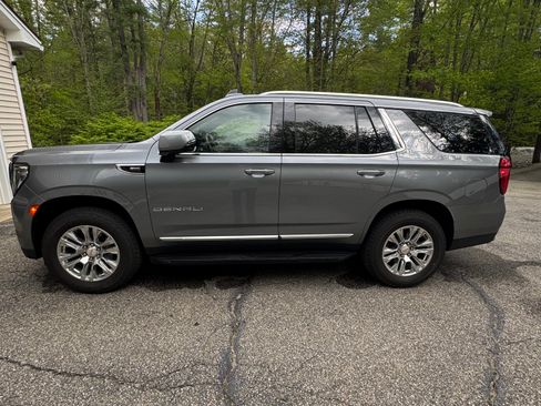 Used 2022 GMC Yukon Denali AWD/4WD image 2