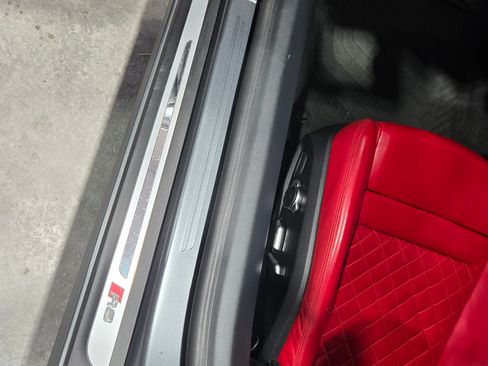 Used 2017 Audi R8 V10 w/ Carbon Exterior Package image 32