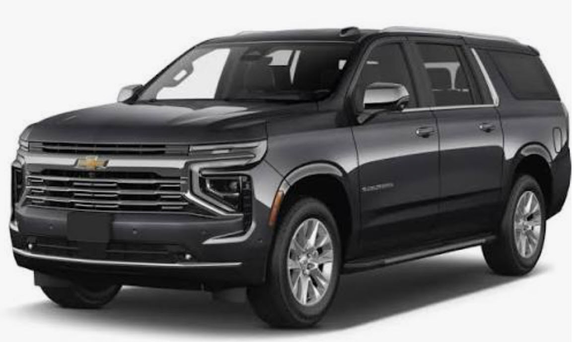Used 2025 Chevrolet Suburban LT w/ Comfort Package AWD/4WD image 1