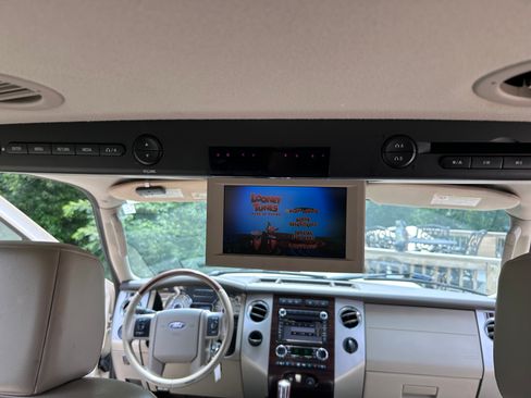 Used 2008 Ford Expedition Limited RWD image 11