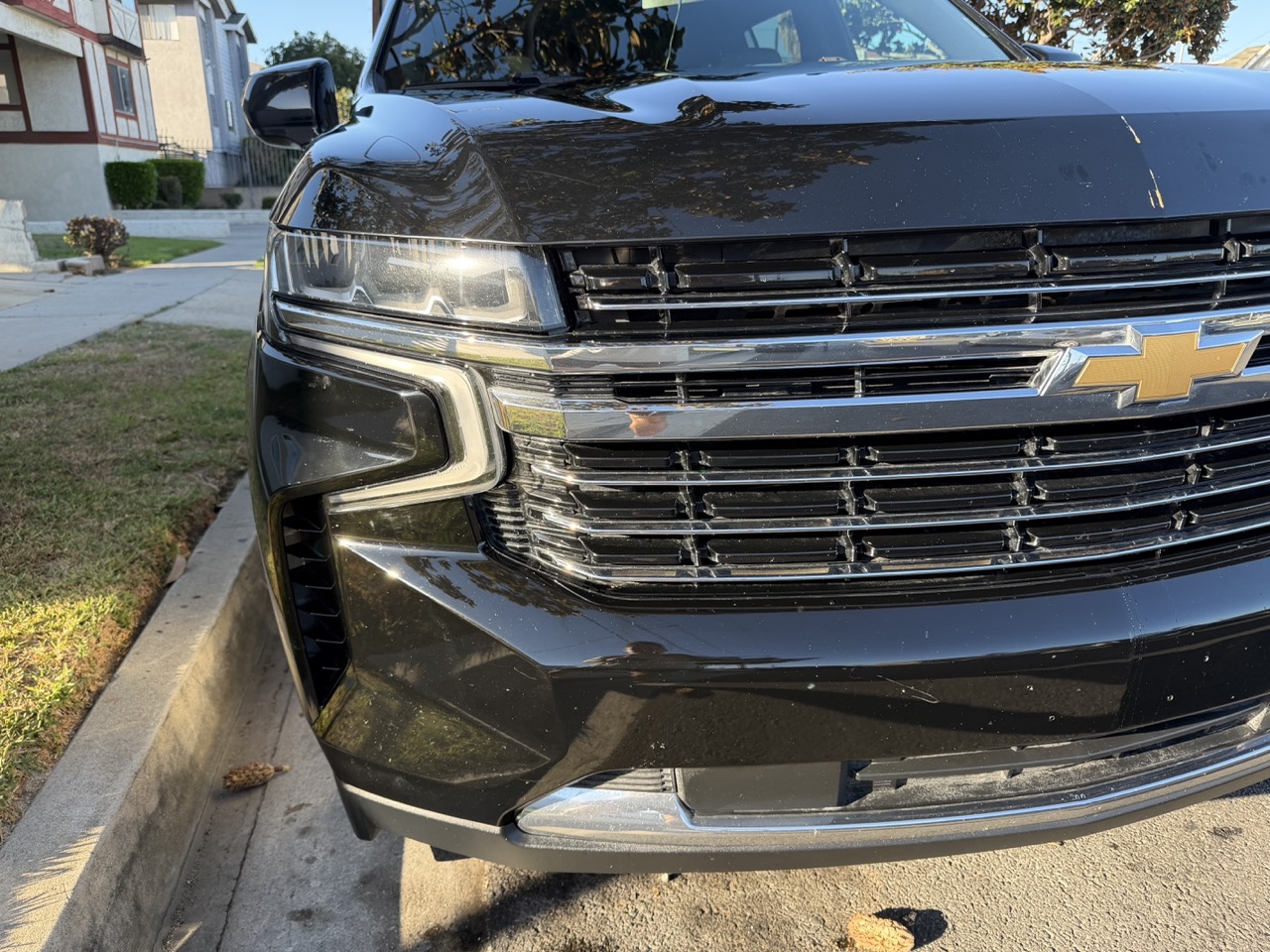 Used 2021 Chevrolet Suburban LT RWD image 6