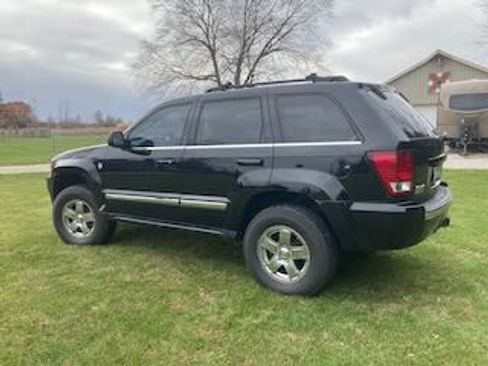 Used 2007 Jeep Grand Cherokee Limited image 4