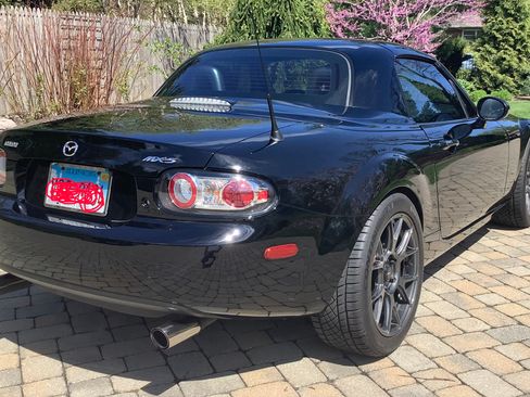 Used 2008 MAZDA MX-5 Miata Grand Touring w/ Premium Pkg RWD image 20