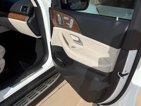 Used 2023 Mercedes-Benz GLE 350 4MATIC image 5