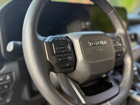 Used 2024 Toyota Land Cruiser image 10