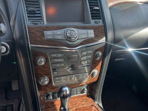 Used 2017 Nissan Armada Platinum RWD image 6