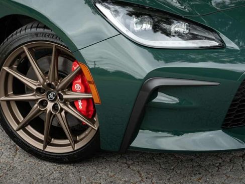 Used 2025 Toyota GR86 Hakone Edition image 6