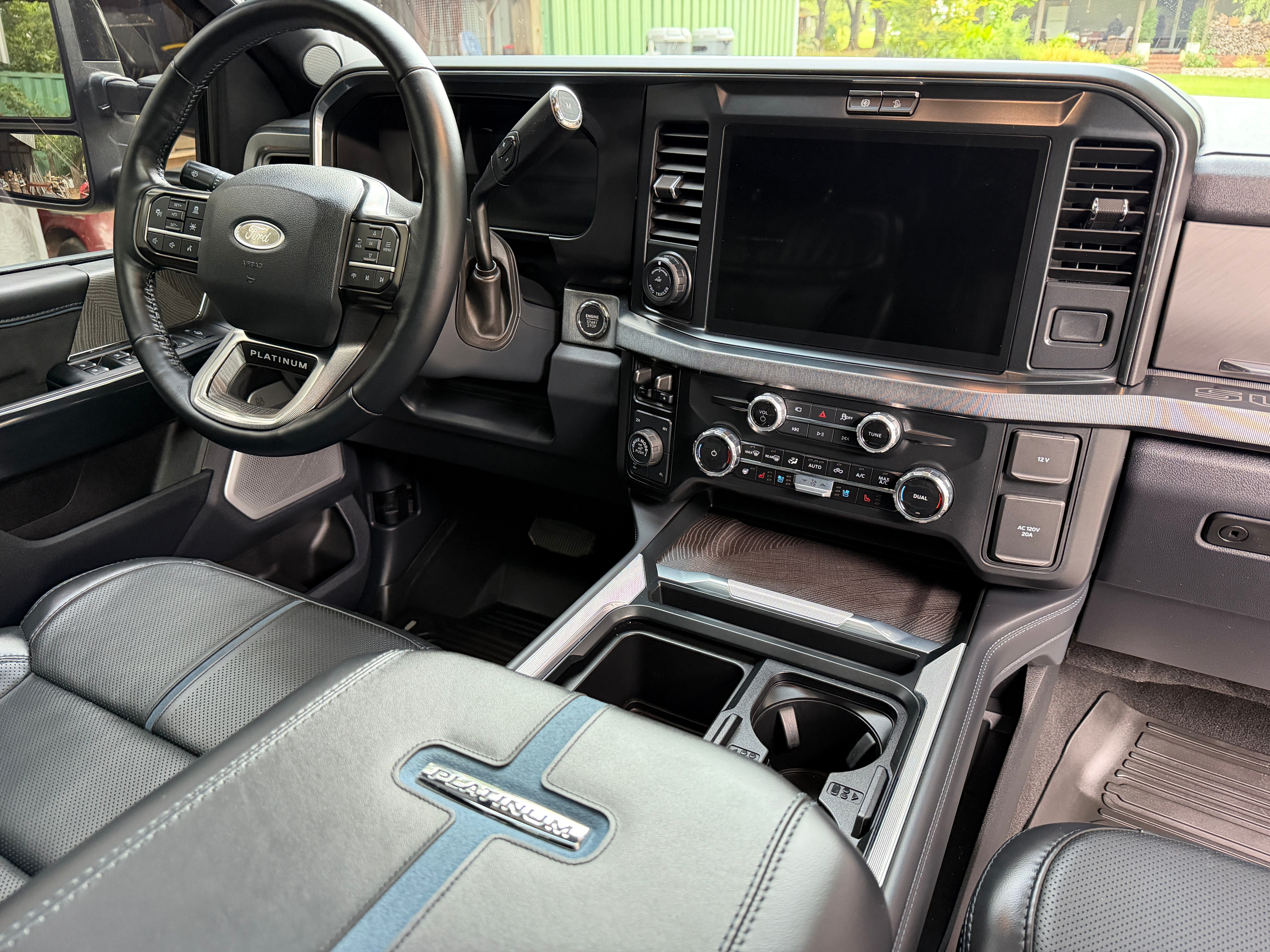 Used 2025 Ford F350 Platinum w/ Tremor Off-Road Package AWD/4WD image 8