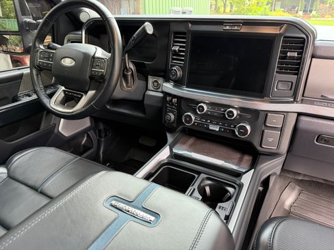 Used 2025 Ford F350 Platinum w/ Tremor Off-Road Package AWD/4WD image 8