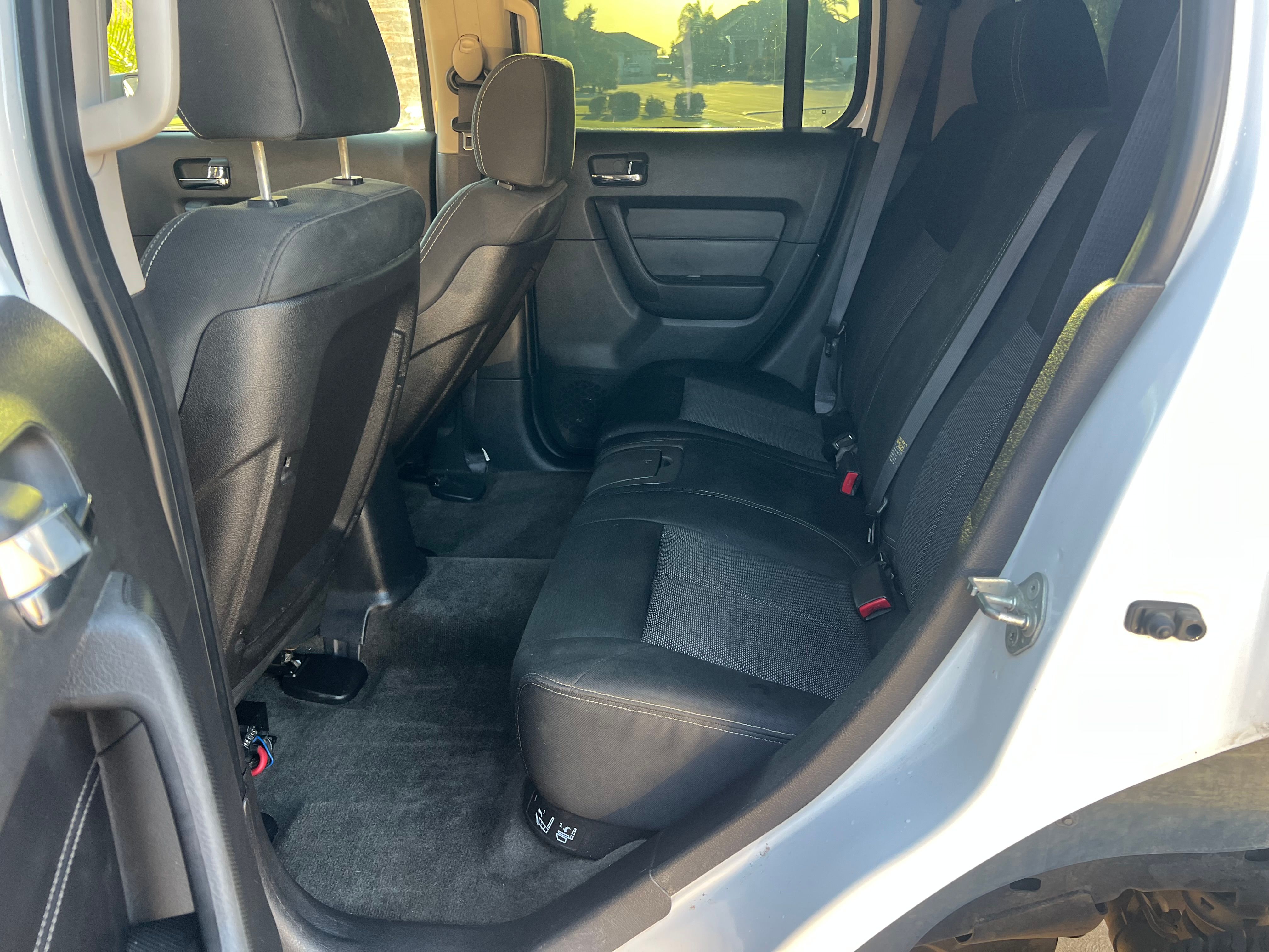 Used 2006 HUMMER H3 AWD/4WD image 10