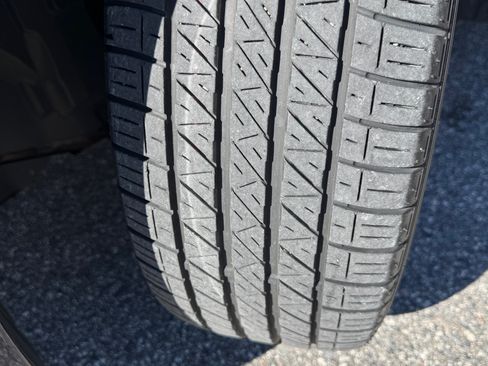 Used 2018 MAZDA MAZDA3 Grand Touring image 22