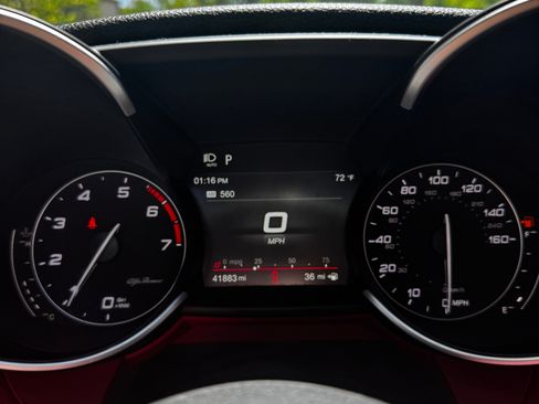 Used 2021 Alfa Romeo Giulia Ti w/ Nero Edizione RWD image 13
