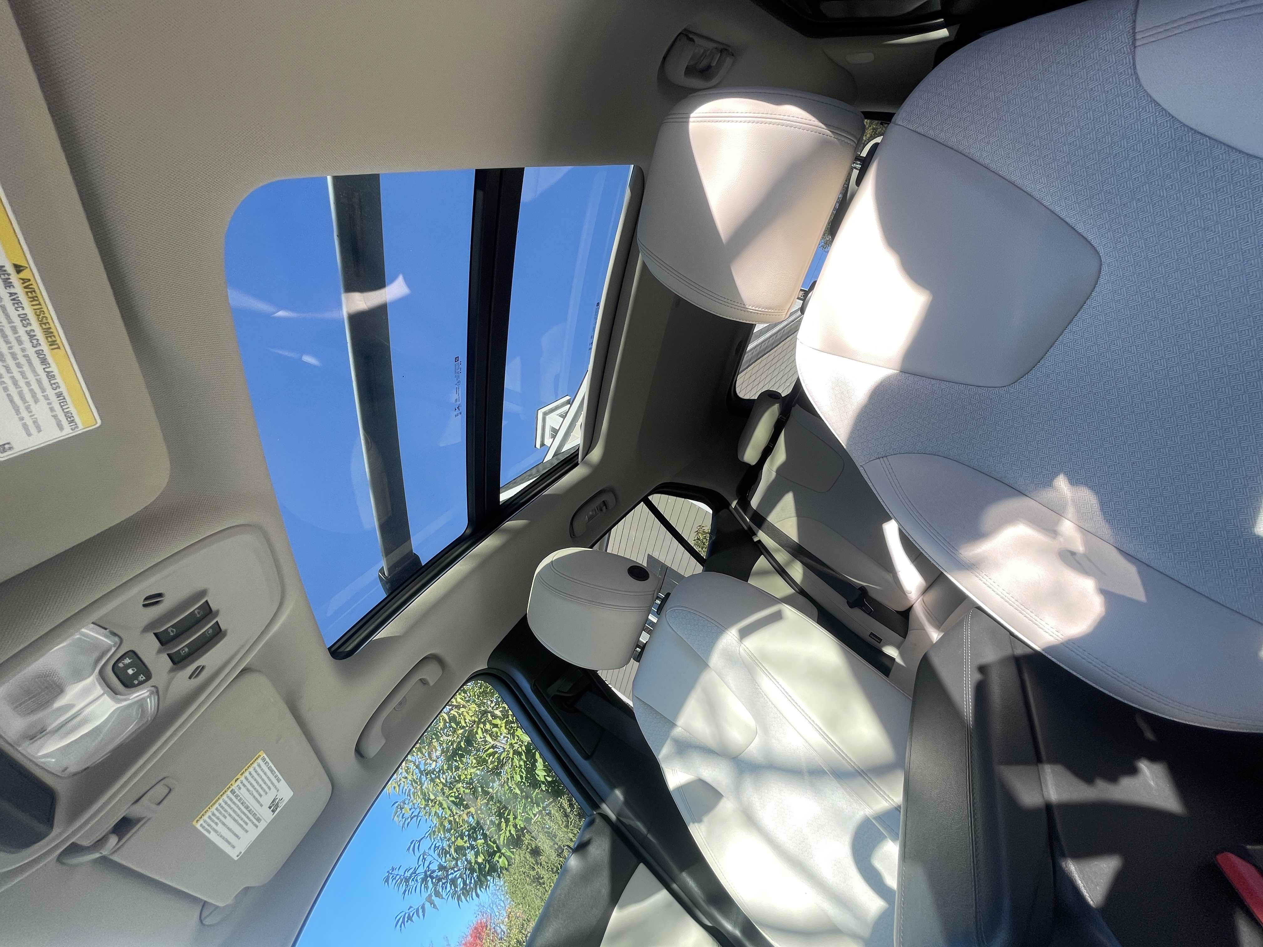 Used 2022 Buick Encore GX Select w/ Experience Buick Package FWD image 17