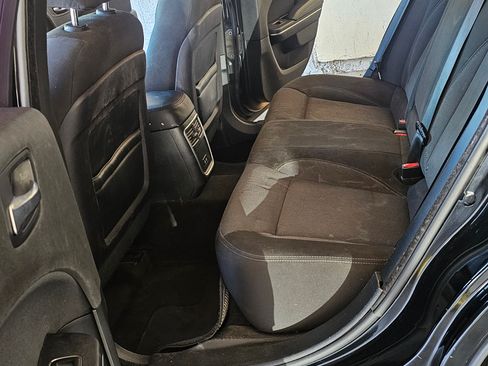 Used 2015 Dodge Charger SE image 15