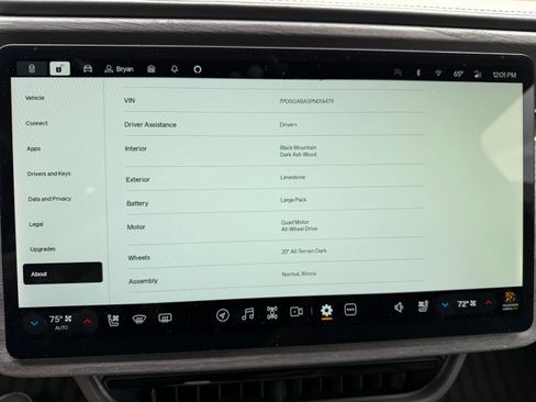 Used 2023 Rivian R1S Adventure AWD/4WD image 6