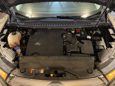 Used 2015 Ford Edge Titanium w/ Equipment Group 302A image 19