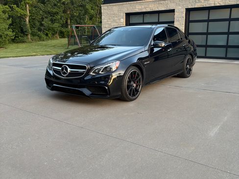 Used 2015 Mercedes-Benz E 63 AMG S-Model image 5