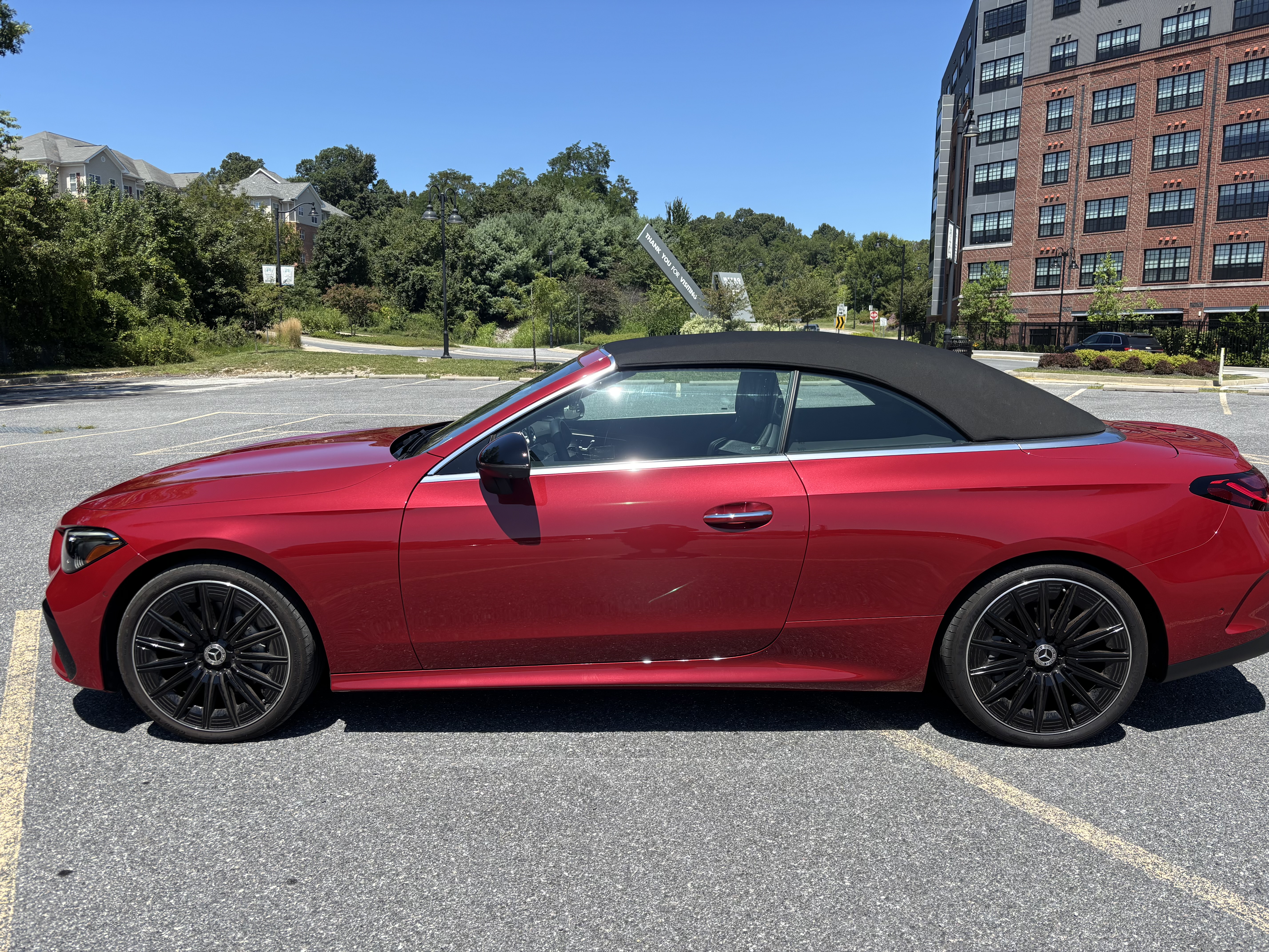 Used 2024 Mercedes-Benz CLE 300 4MATIC Cabriolet image 4
